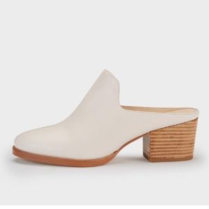 NWOT DKNY Times Ivory Block-Heel Mules